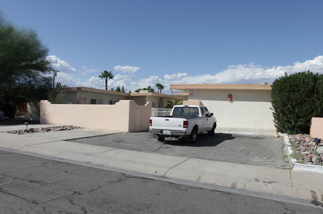 Yorba Apartments in Palm Springs, CA - Building Photo