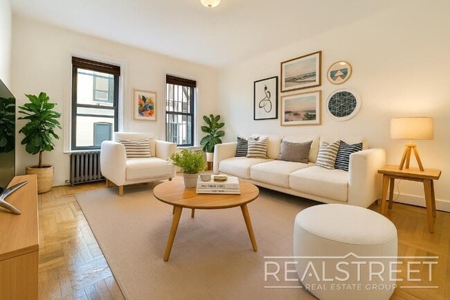 Magnificent 1 Bed Across the St from Prospect Park!