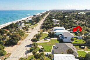 6780 S Hwy A1A in Melbourne Beach, FL - Building Photo
