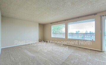 228 N Stillaguamish Ave in Arlington, WA - Building Photo - Building Photo