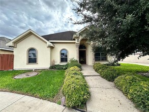 607 Pink Bugambilia St in Pharr, TX - Building Photo - Building Photo