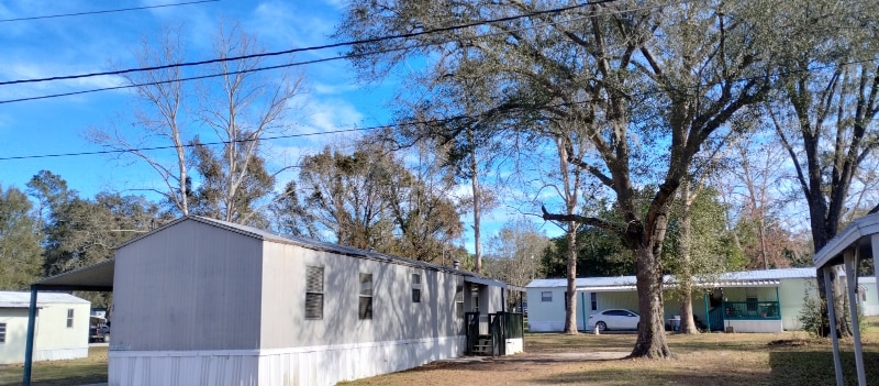 133 Laurence in Lake City, FL - Building Photo