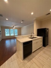 1410 Ennis St in Houston, TX - Building Photo - Building Photo