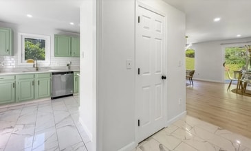 22 Country Hollow Ln in Haverhill, MA - Building Photo - Building Photo