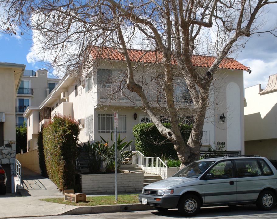 1449 Rexford Dr in Los Angeles, CA - Building Photo