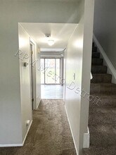 23560 Lahser Rd in Southfield, MI - Building Photo - Building Photo