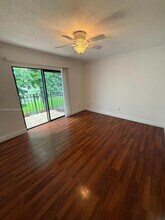 10450 SW 154th Ct in Miami, FL - Building Photo - Building Photo