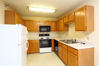 Brookfield Apartments in Newton, IA - Foto de edificio - Interior Photo