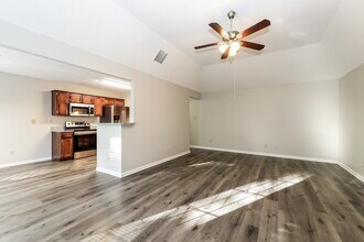1516 Beringer Dr in Cordova, TN - Building Photo - Building Photo