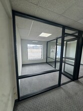 22760 Hawthorne Blvd in Torrance, CA - Foto de edificio - Building Photo