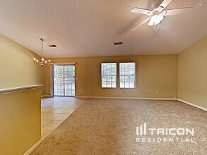 6868 Merrywood Dr in Fairburn, GA - Building Photo - Building Photo