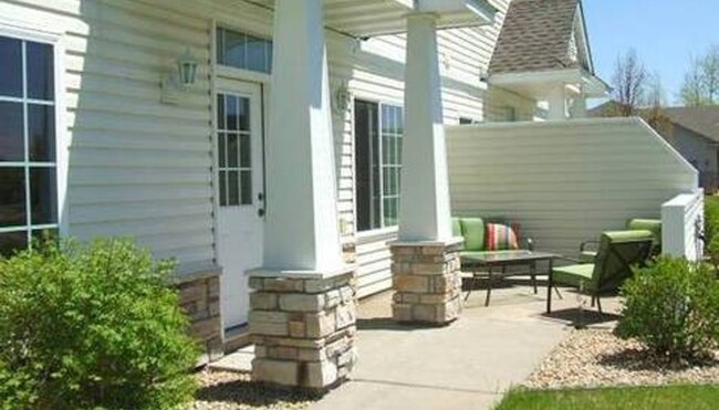 15398 Radium St NW in Ramsey, MN - Building Photo - Building Photo