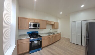 3840 W Roosevelt Rd in Chicago, IL - Building Photo - Building Photo