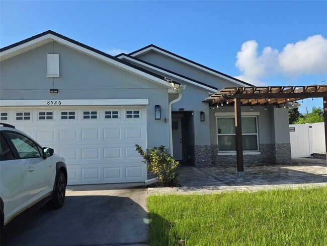 8526 Blackberry Ave in Orlando, FL - Building Photo - Building Photo