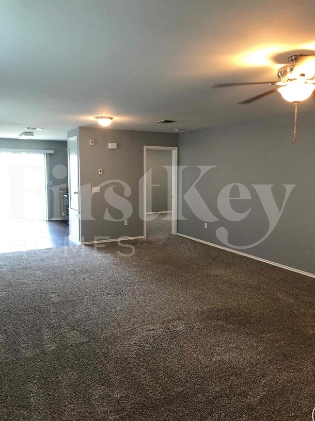 9655 Shorebird Ln in San Antonio, TX - Foto de edificio - Building Photo