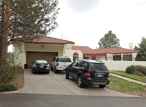 3205 Leslie Dr in Colorado Springs, CO - Building Photo - Building Photo