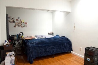 390 Riverway, Unit 2 in Boston, MA - Building Photo - Building Photo