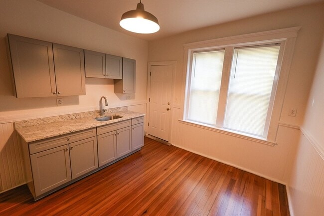 93 Florida St, Unit 2 in Boston, MA - Building Photo - Building Photo