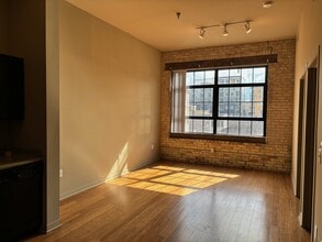 Grand Central Lofts in Grand Rapids, MI - Foto de edificio - Building Photo