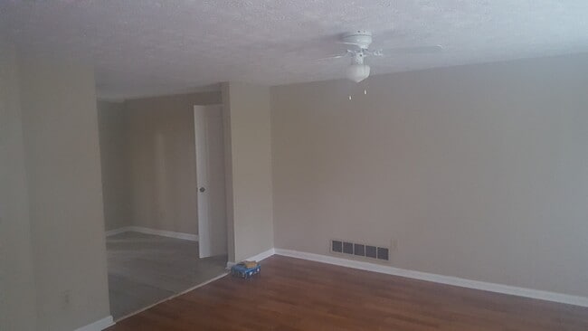 7599 Casper Ct in Jonesboro, GA - Building Photo - Building Photo