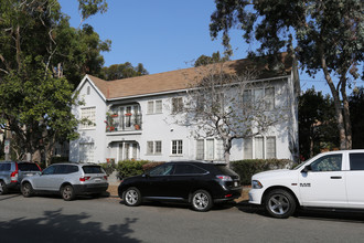 957 7th St in Santa Monica, CA - Building Photo - Primary Photo