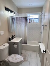 14 Lincoln Rd in Newton, MA - Building Photo - Building Photo