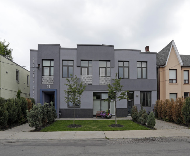 99 Chandos Ave in Toronto, ON - Building Photo - Building Photo