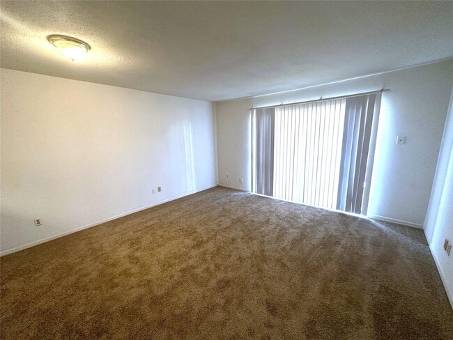 2820 S Bartell Dr in Houston, TX - Building Photo - Building Photo