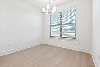 7004 SW Orange Ave in Bentonville, AR - Building Photo - Building Photo