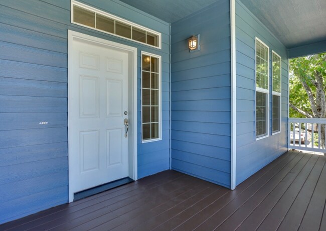 15110 SE Evergreen Dr in Portland, OR - Building Photo - Building Photo