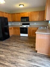 2804 Coyote Ct in Jeffersonville, IN - Building Photo - Building Photo