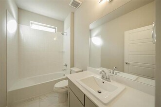 5520 Castle Peak Bnd in Fort Worth, TX - Building Photo - Building Photo