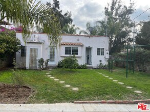 101 N La Peer Dr in Los Angeles, CA - Building Photo - Building Photo