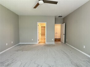 7177 W Camero Ave in Las Vegas, NV - Foto de edificio - Building Photo