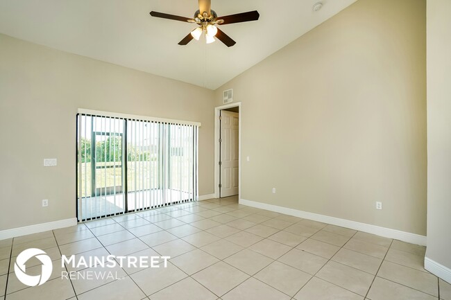 3004 29th St SW in Lehigh Acres, FL - Building Photo - Building Photo