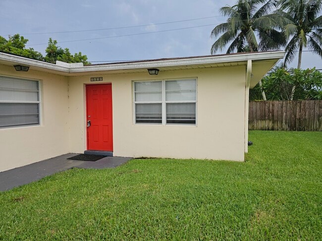 4678 Myla Ln in West Palm Beach, FL - Building Photo - Building Photo
