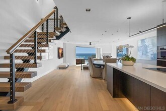 135 S Sierra Ave, Unit 32 in Solana Beach, CA - Building Photo - Building Photo