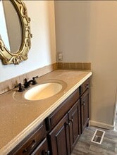 5700 Bales Ave in Kansas City, MO - Building Photo - Building Photo