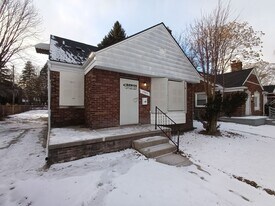 17851 Strasburg St in Detroit, MI - Building Photo
