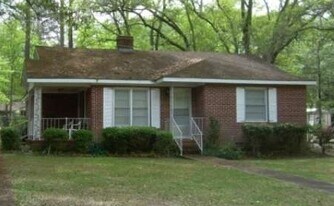 810 11th Ave in Albany, GA - Building Photo