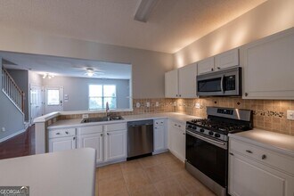 4084 Howell Park Rd in Duluth, GA - Building Photo - Building Photo