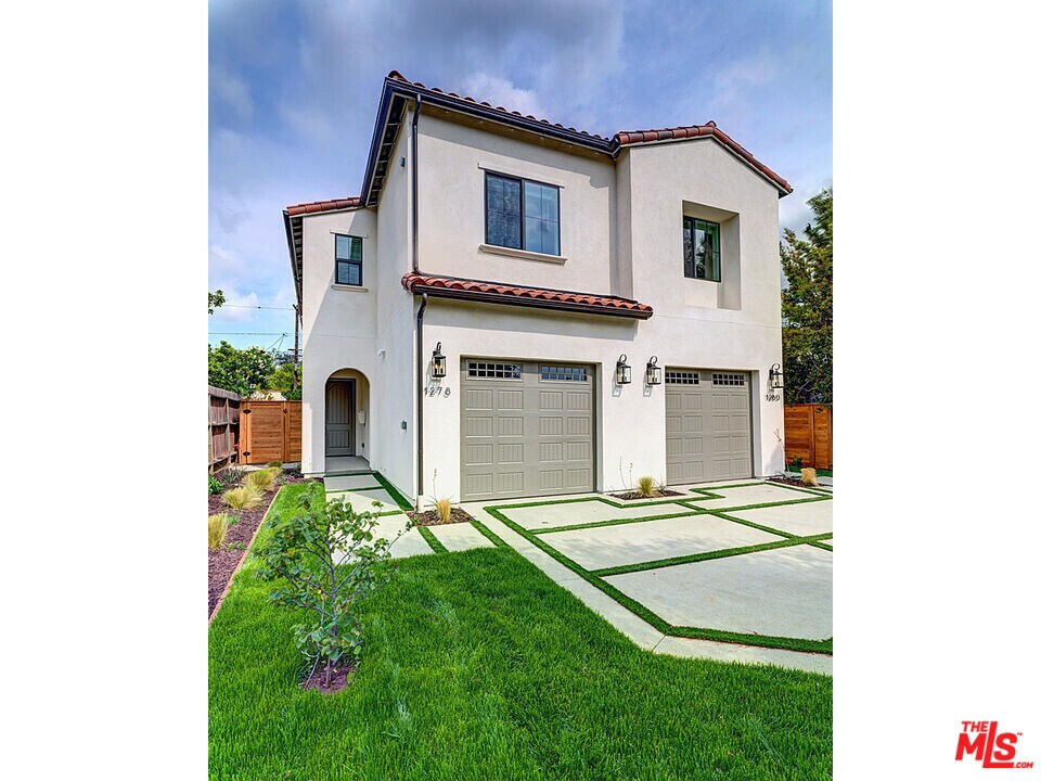 1278 Meadowbrook Ave in Los Angeles, CA - Building Photo