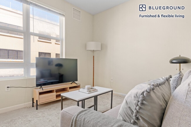 853 Commodore Dr in San Bruno, CA - Building Photo - Building Photo