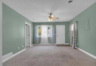 2209 41st St in Rock Island, IL - Building Photo - Building Photo