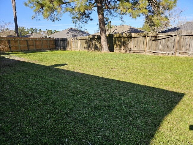 property at 2327 Shadbury Ct