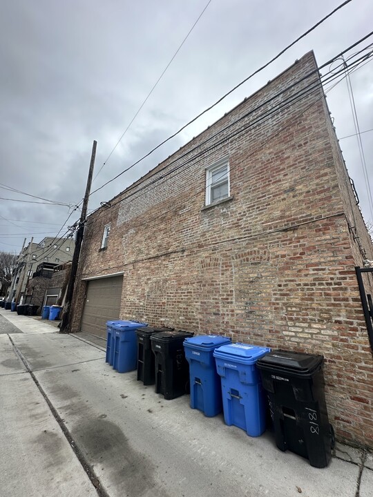 1820 W Race Ave in Chicago, IL - Building Photo