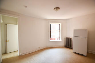 2705 Morris Ave in Bronx, NY - Building Photo - Building Photo