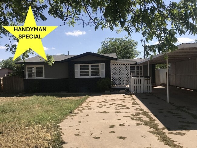 1901 63rd St in Lubbock, TX - Building Photo - Building Photo