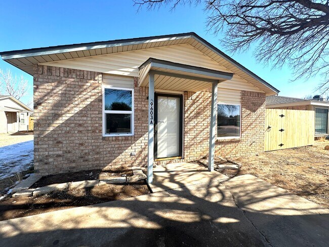 9603 Elmwood Ave in Lubbock, TX - Building Photo - Building Photo
