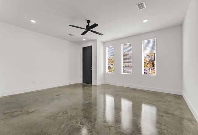 3003 Alpha Wolf Ct in College Station, TX - Building Photo - Building Photo